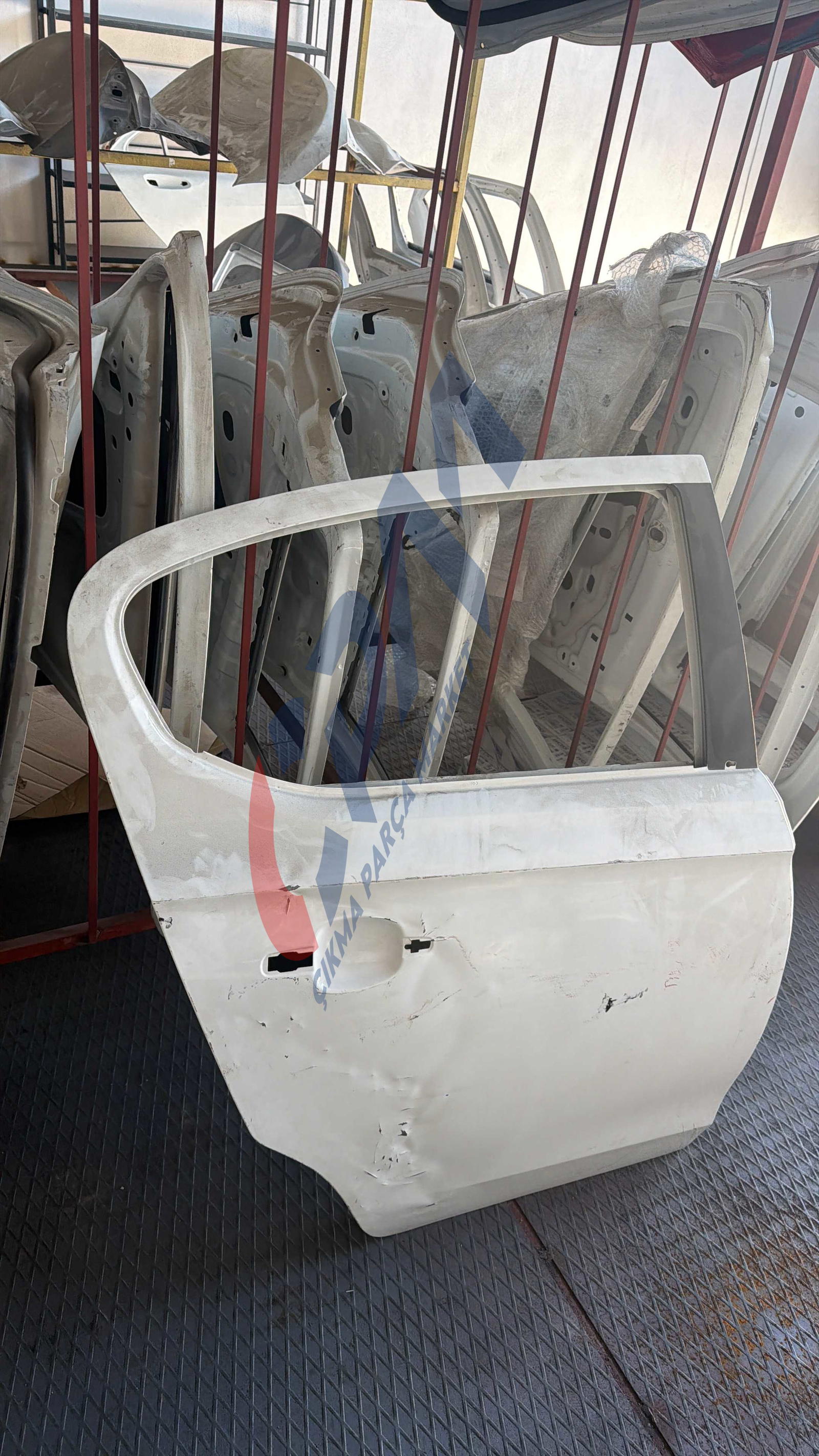 2013 2016 OPEL CORSA E SAĞ ARKA KAPI