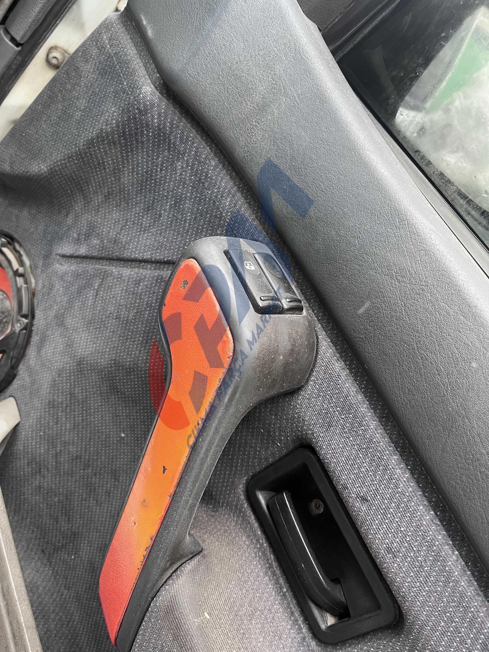 RENAULT R19 SAĞ ÖN İÇ KAPI KOLU