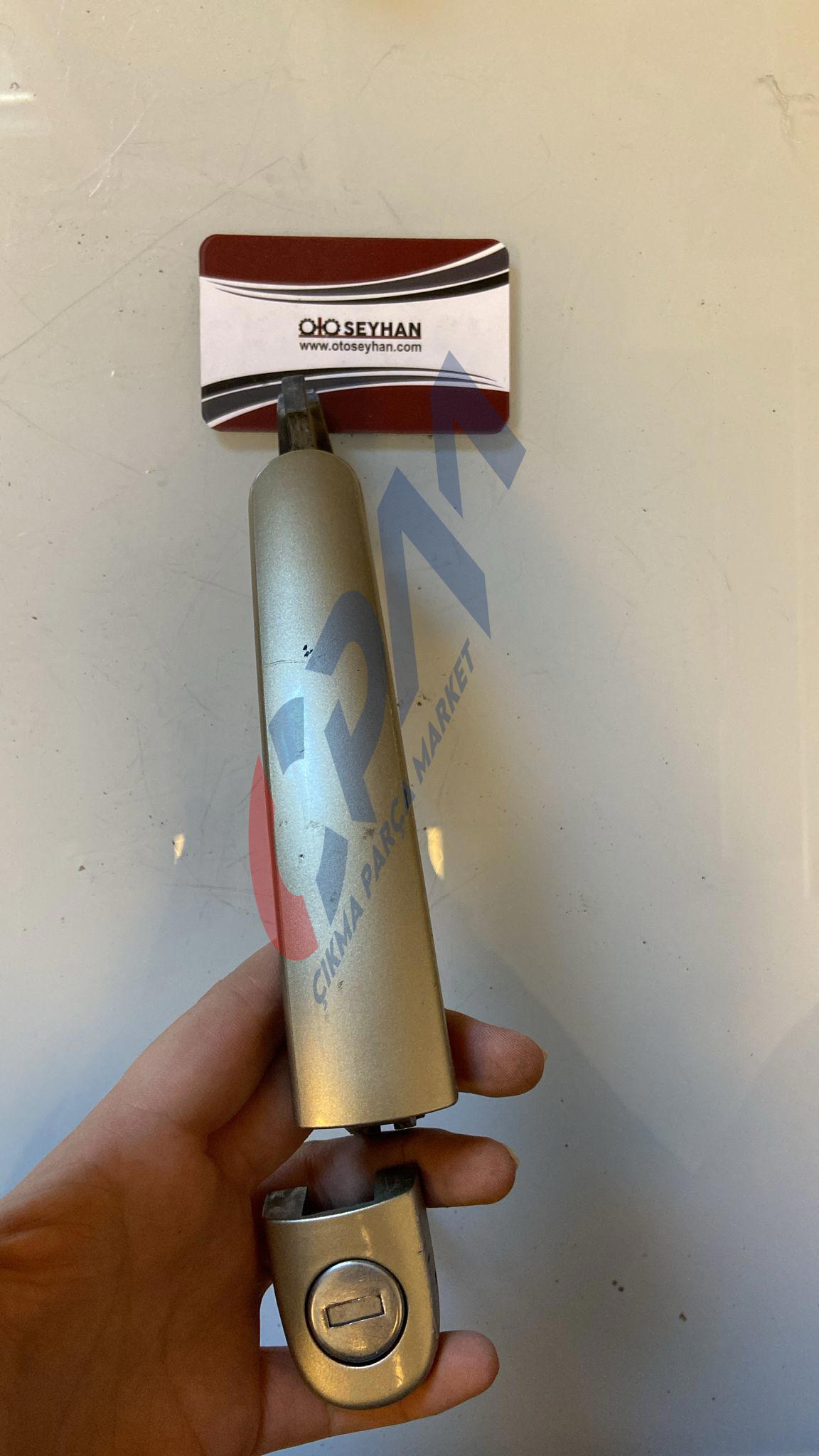 3B0837207 vw bora ön sol kapı kolu ve bademi