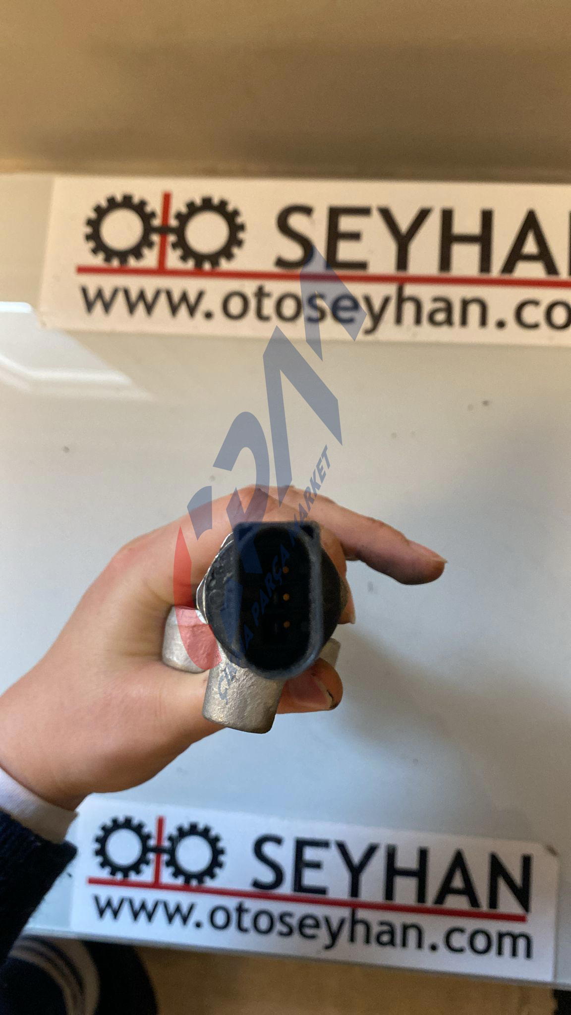 05C133320A 05E906054A Volkswagen Golf 8 1.0 tsi DLA enjektör kütüğü