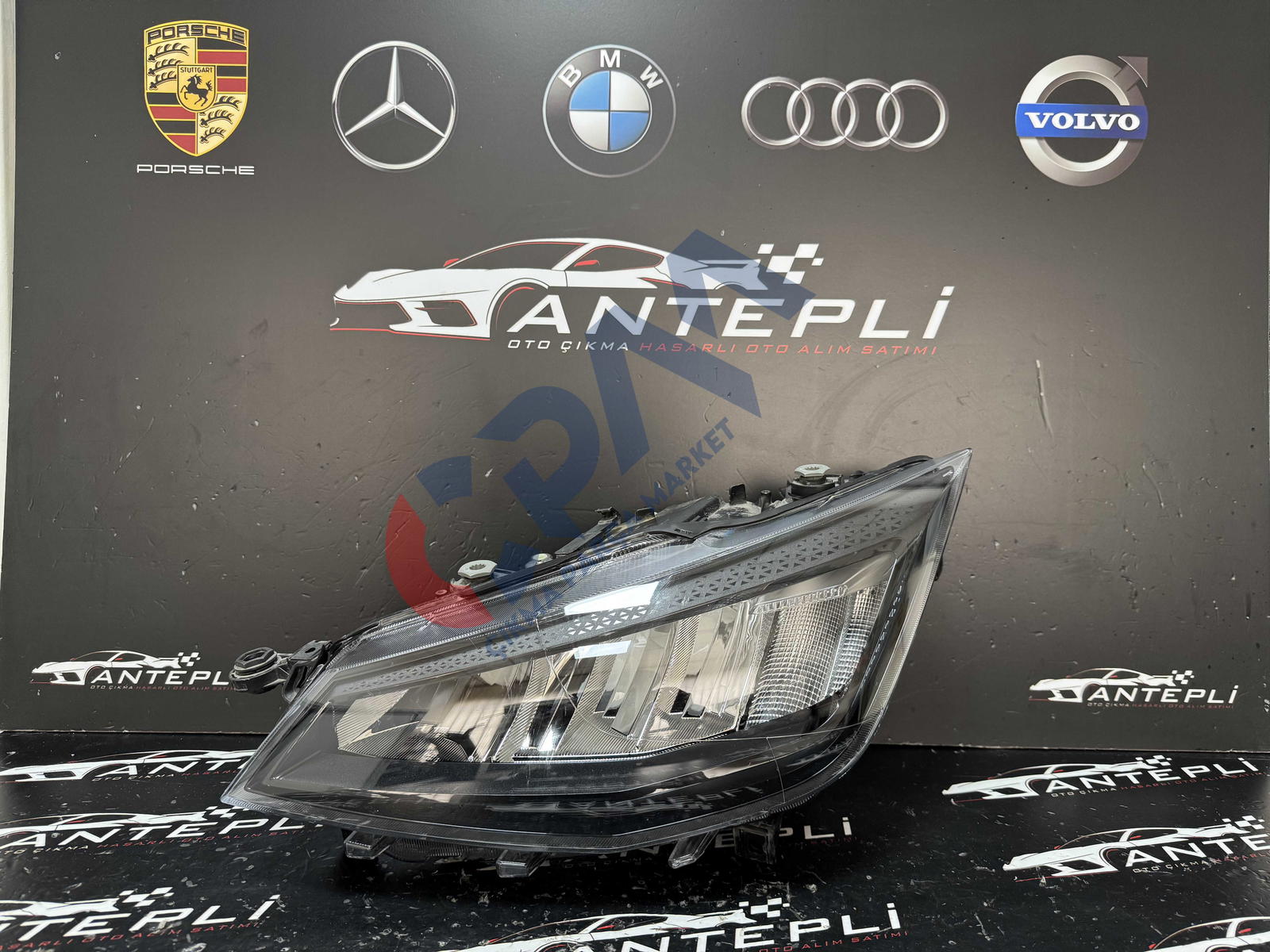 Seat Arona Ful led Ön Takım Far