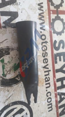 8T0827339 Audi A4 2014 bagaj menteşesi yayı koruma kapağı