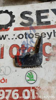 Toyota Corolla arka sağ çamurluk tozluk