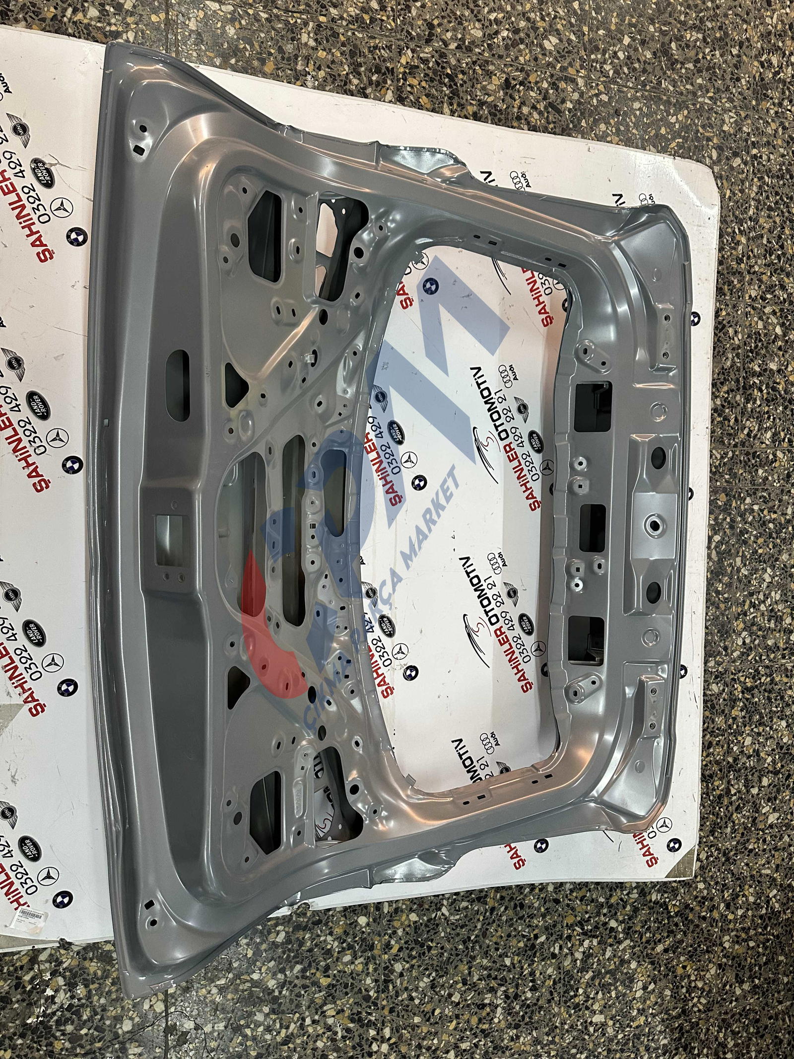 2025 Toyota Corolla Cross Arka Bagaj Kapağı