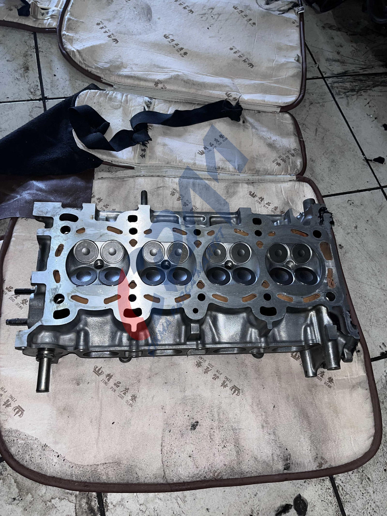 FORD MONDEO 2.0 BENZİNLİ SİLİNDİR KAPAĞI